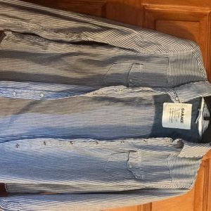Like new button up